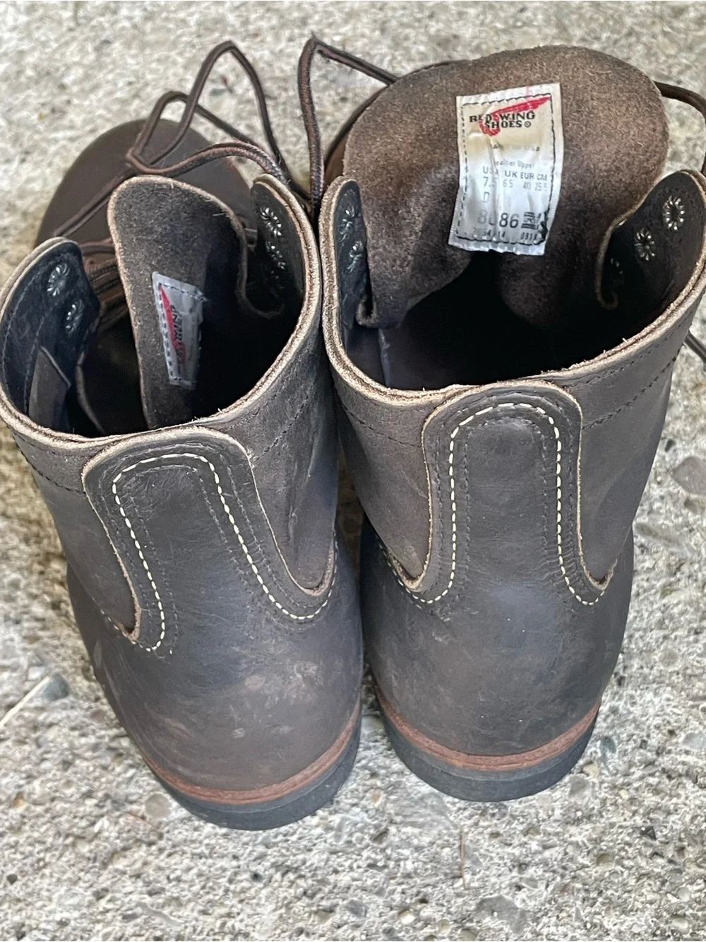 Red Wing Iron Ranger 8086 Charcoal Rough and Tough US 7.5 D No Steel Toe